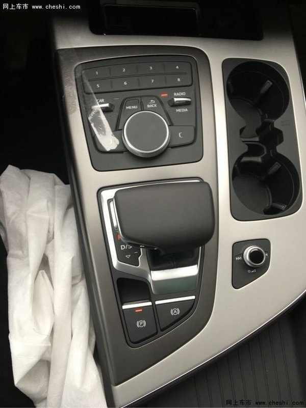 16款奥迪Q7现车2.0T 按揭购车划算无压力-图10