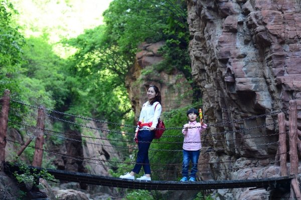 河南瑞源伏羲山大峡谷自驾游活动落幕_雪铁龙
