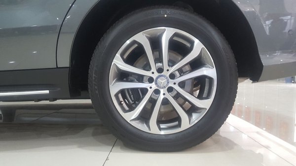 2017款奔驰GLE400加版 诚意降价卓尔不凡-图6