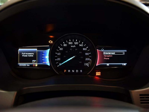 2016款福特探险者2.3T 越野市场难遇敌手-图4