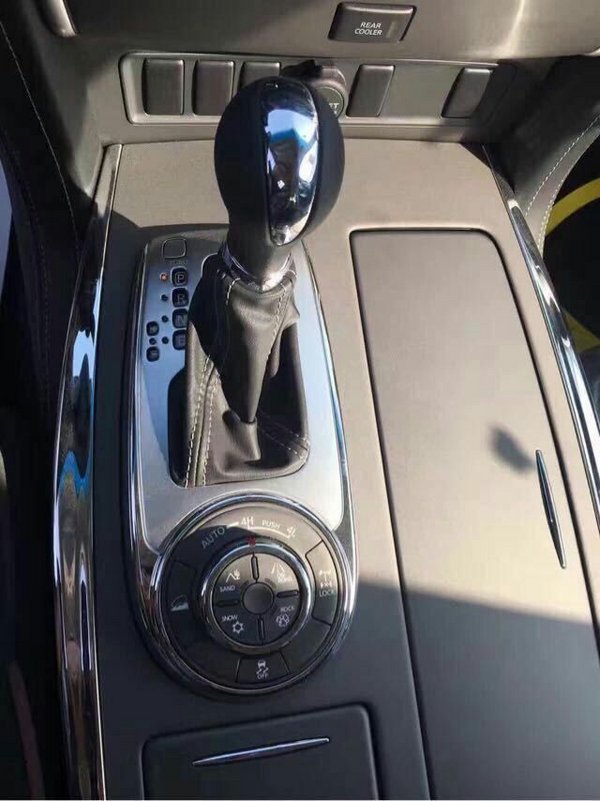 17款日產(chǎn)途樂(lè)4.0L現(xiàn)車 7速V6詳配大酬賓-圖4