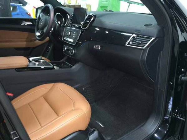 2017款奔馳GLS450 大型豪華SUV特價(jià)95萬-圖5
