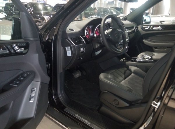 17款奔馳GLS450現(xiàn)車 搶先底降感恩節(jié)鉅促-圖5