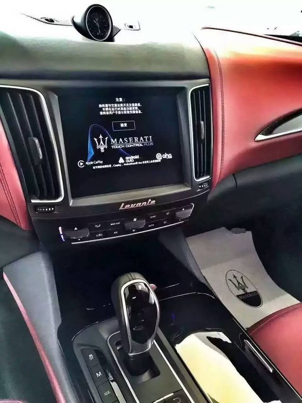 17款瑪莎拉蒂LEVANTE 現(xiàn)車95萬一口價SUV-圖5