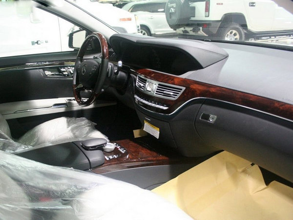 2017款奔驰S550e 中秋节新行情轻松驾驭-图5