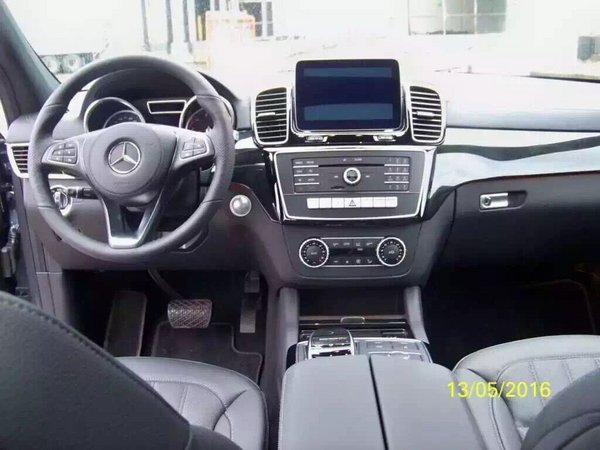 2017款奔馳GLS450價(jià)格 天津現(xiàn)車刷新底價(jià)-圖5