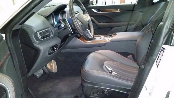 2017款玛莎拉蒂LevanteS 高功率选配标配-图6