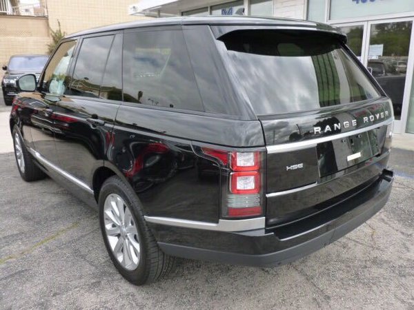 16款路虎揽胜行政美规3.0最新报价优惠-图2