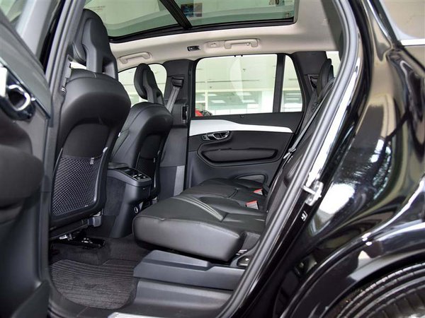 2016款沃尔沃XC90 全面剖析八月巨惠登场-图6