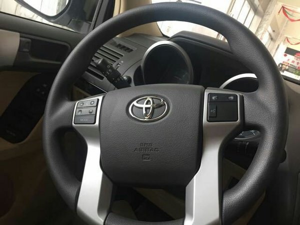 2017款豐田霸道2700現(xiàn)車 特構(gòu)價(jià)39萬新惠-圖5
