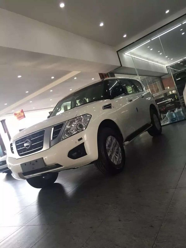 2017款日產(chǎn)尼桑途樂4.0XE 日系豪華風(fēng)格-圖1