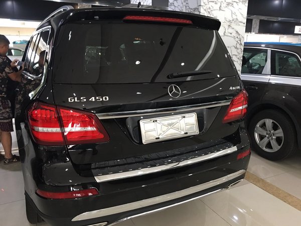 17款奔驰GLS450现车 100万想不到的价格-图3