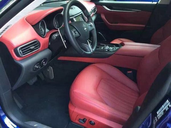 17款瑪莎拉帝SUV現(xiàn)車3.0T Levante豪華款-圖4