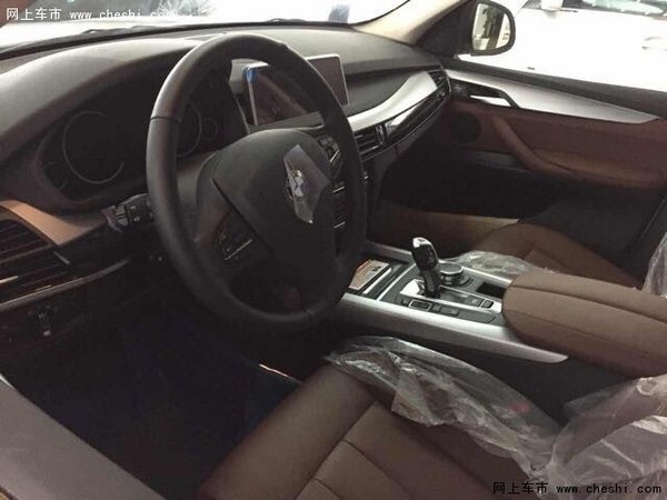 2015款宝马X5现车  特价69.5万吸引眼球-图7