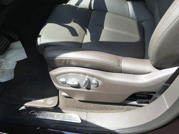 17款保时捷卡宴靓丽越野 雄姿英发热售价-图7