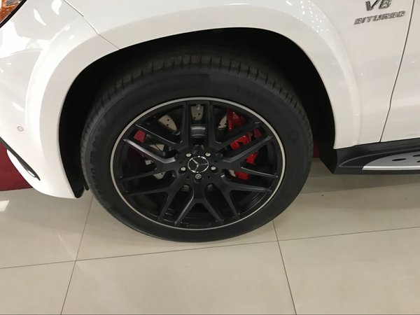 2017款奔驰GLS63现车 商家特惠降价销售-图3