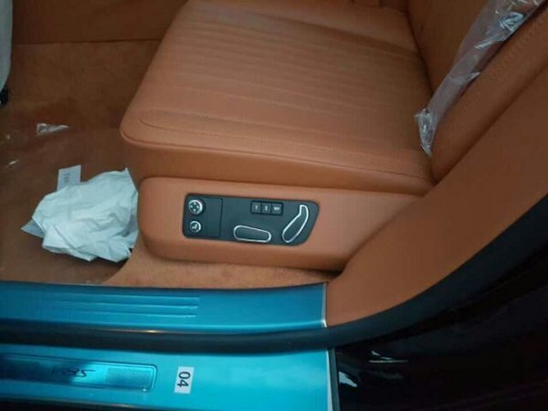 2017款宾利飞驰4.0T V8S豪车百公里加速-图12