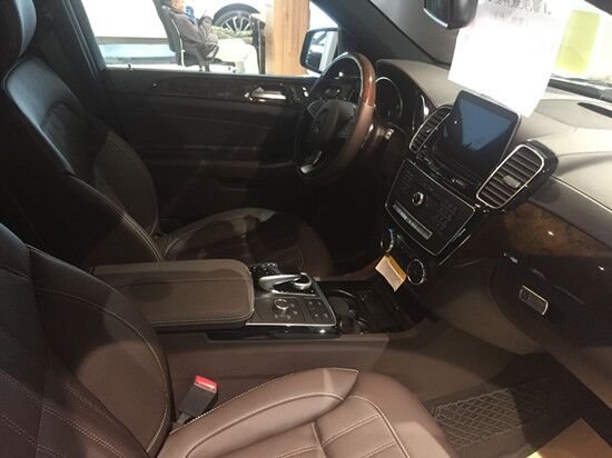 2017款奔馳GLS450 全景天窗版霸氣且時尚-圖6