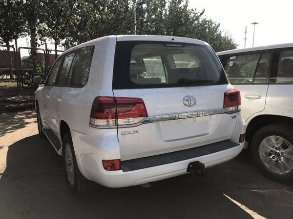 17款豐田酷路澤4000中東版 港口現(xiàn)車優(yōu)惠-圖9