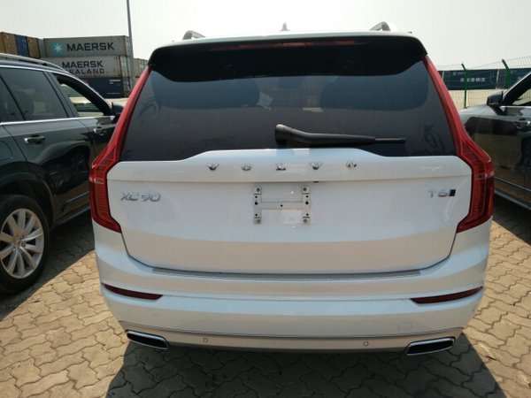 全新款沃尔沃XC90靓丽外表 逼格折扣立减-图9