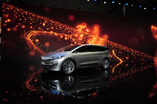 吉利MPV概念车在上海车展全球首发亮相-图7