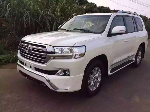 国内首批17款丰田酷路泽4600 V8热惠爆卖-图2