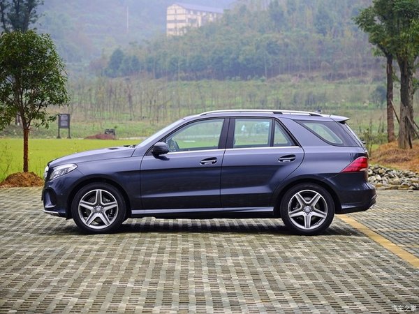 2016款奔馳GLE400 簡(jiǎn)潔大氣奔馳特惠促銷-圖3