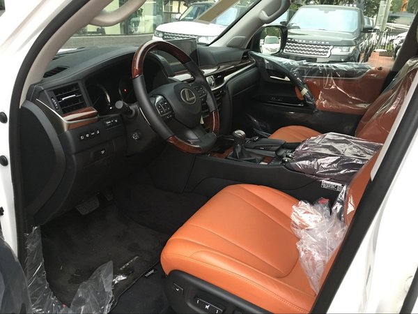 16款雷克薩斯LX570中東版 0首付分期貸款-圖5