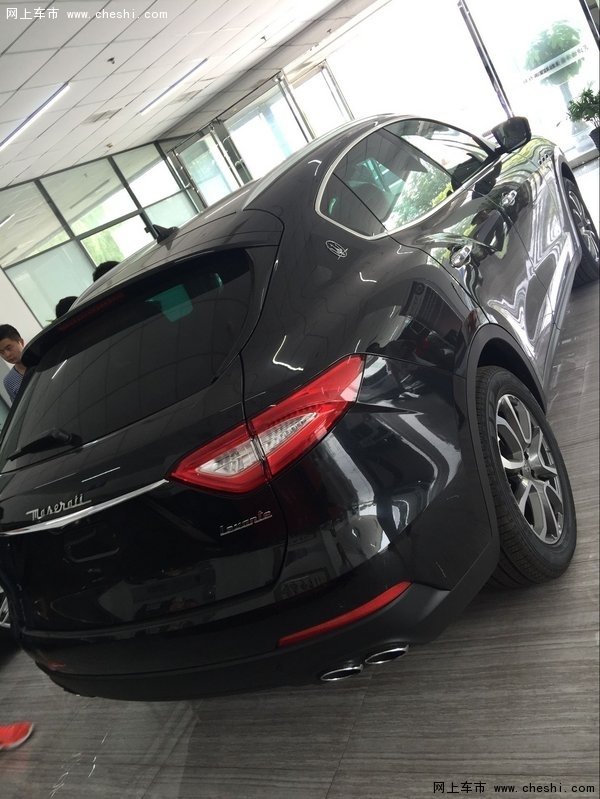 2016款美規(guī)版瑪莎拉蒂SUV萊萬特現(xiàn)車價(jià)格-圖4