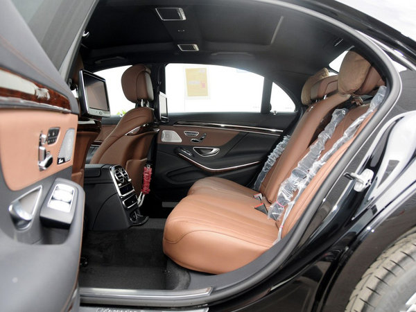奔馳S400L最低售109萬(wàn) S級(jí)豪車導(dǎo)購(gòu)亮點(diǎn)-圖6