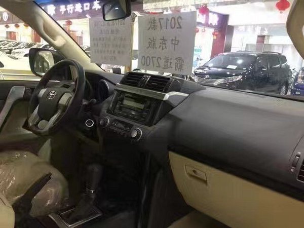 17款豐田霸道2700 天窗后掛節(jié)后瘋狂讓利-圖9