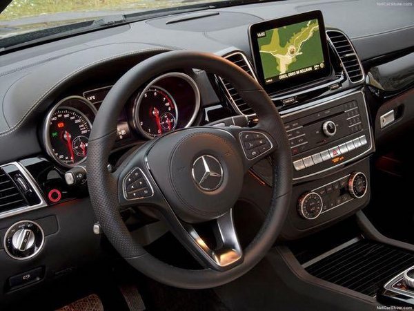 2017款奔驰GLS450现车报价 优雅不失霸气-图4