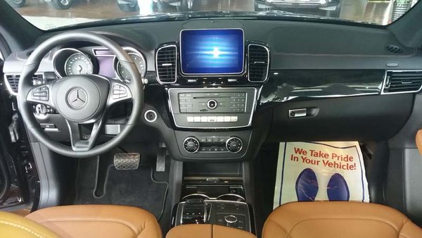 2017款奔馳GLS450現(xiàn)車 強(qiáng)勁性能邀您試駕-圖4