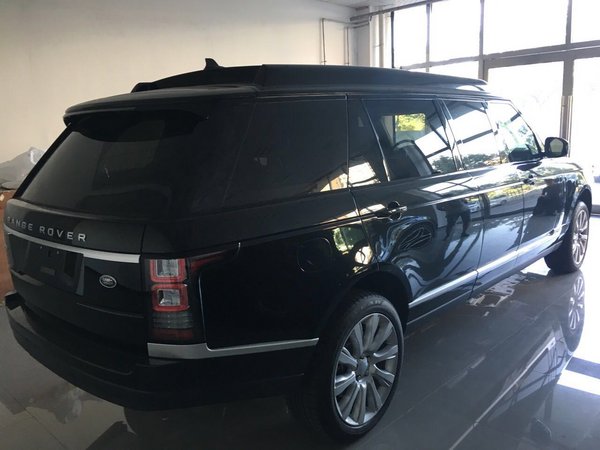 路虎攬勝創(chuàng)世加長版3.0/5.0 強大四驅(qū)SUV-圖3