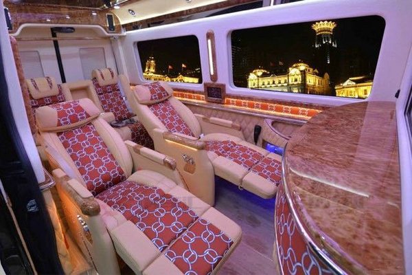 奔驰斯宾特豪华商务房车北京品鉴中心-图4