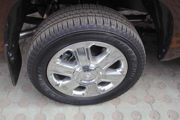 原裝進(jìn)口豐田坦途1794版5.7L 皮卡車45萬-圖7