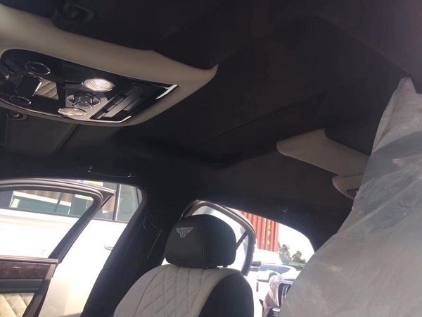 2017款宾利飞驰V8S 进口豪车解析清仓售-图5