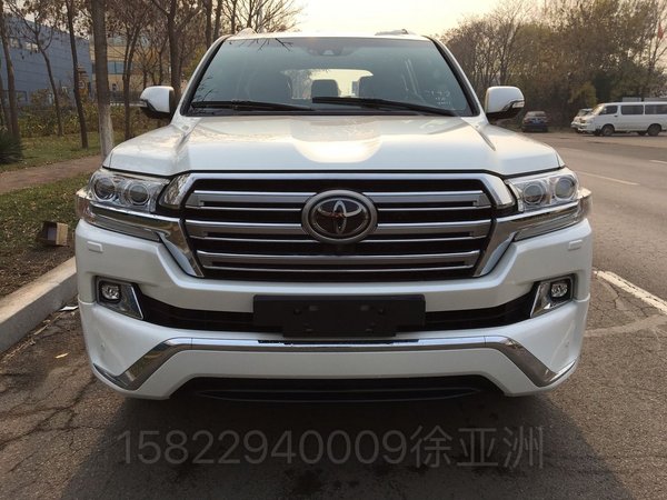 豐田酷路澤5700保稅區(qū)降價(jià) 100萬(wàn)起提車(chē)-圖3
