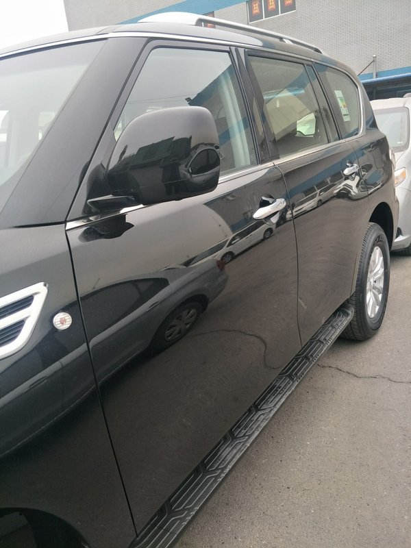 日產(chǎn)尼桑途樂現(xiàn)車 低價暢享四驅(qū)奢華空間-圖4