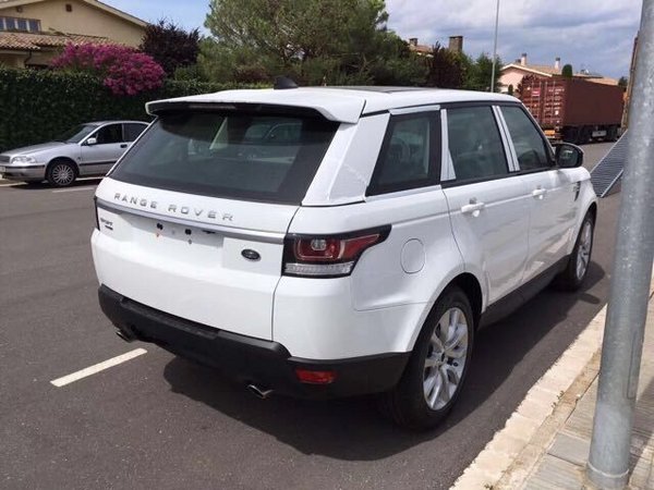 17款路虎揽胜运动 男人该拥有的时尚驾舱-图3