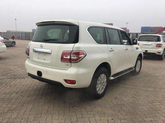 17款日產(chǎn)途樂Y62 七座四驅(qū)越野全國分期-圖3