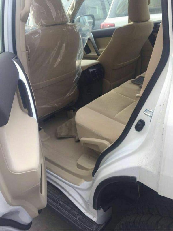 17款豐田霸道2700瘋狂降價(jià) 霸道現(xiàn)車(chē)價(jià)-圖4