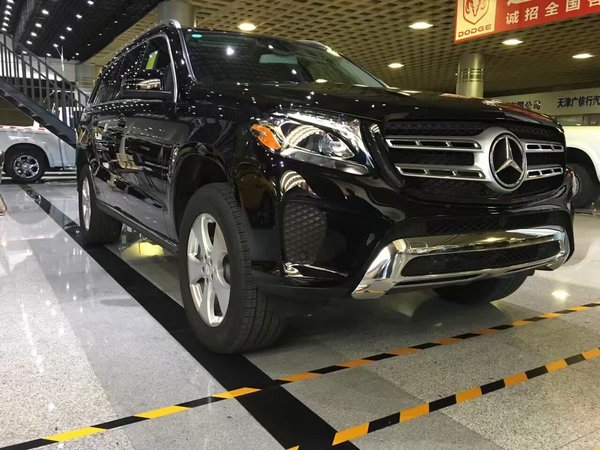 17款奔馳GLS450美規(guī)版 月初暢銷無需等待-圖2