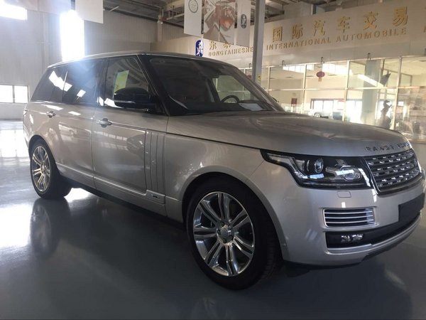 路虎巔峰SV創(chuàng)世加長 全球限量攬勝抄底價-圖3