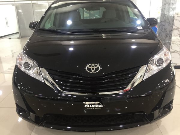 17款豐田塞納四驅(qū)現(xiàn)車 帶您引領(lǐng)尊貴時(shí)尚-圖1