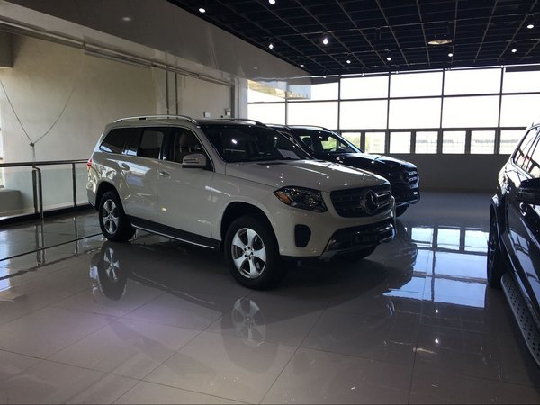 17款奔馳GLS450/GLS550/GLS63 現(xiàn)車價(jià)格-圖3