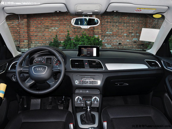 2016款奥迪Q3城市SUV  四驱最高优惠10万-图8