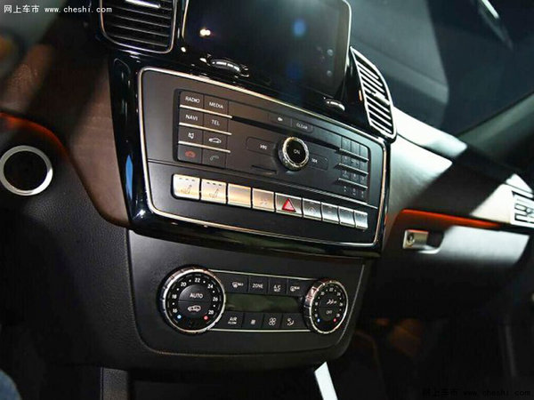 奔馳GLS450現(xiàn)車折扣狠 豪華跨界SUV溜背-圖8