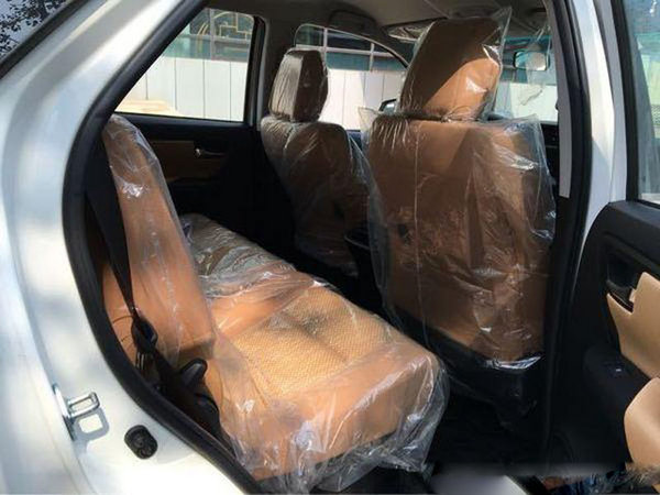 16款豐田穿越者2700白色配置 奔跑者降價-圖6