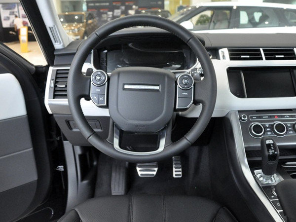 16款路虎揽胜运动版3.0T汽油版现车报价-图4